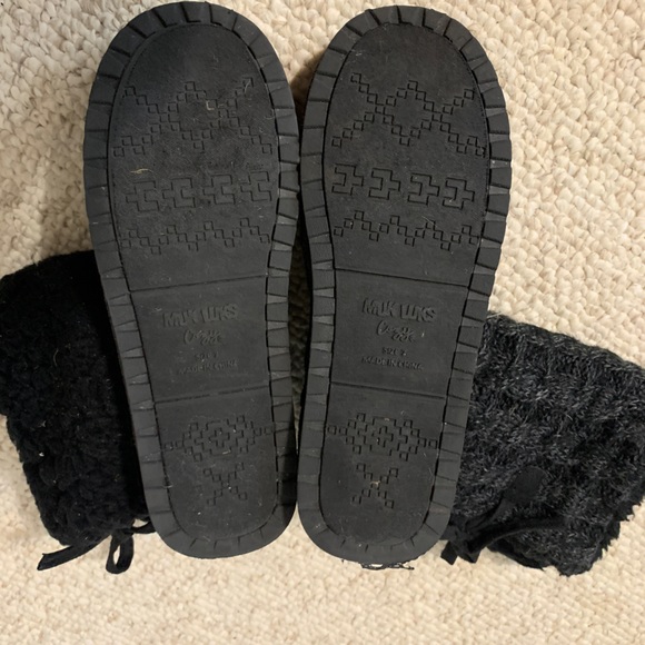 Black Muk Luks size 7 cozy foldable boots - Picture 4 of 6